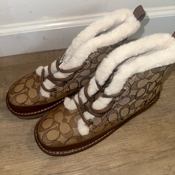 Coach Imani Boot In Signature Jacquard NWT - No Box Size 7 - Picture 3 of 8